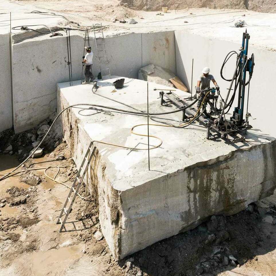 Amarillo San Martiño quarry