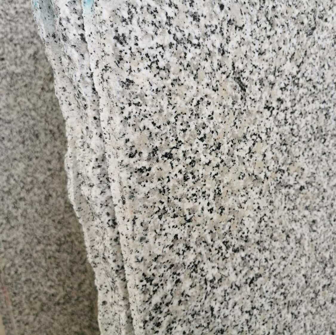 Blanco Perla granite