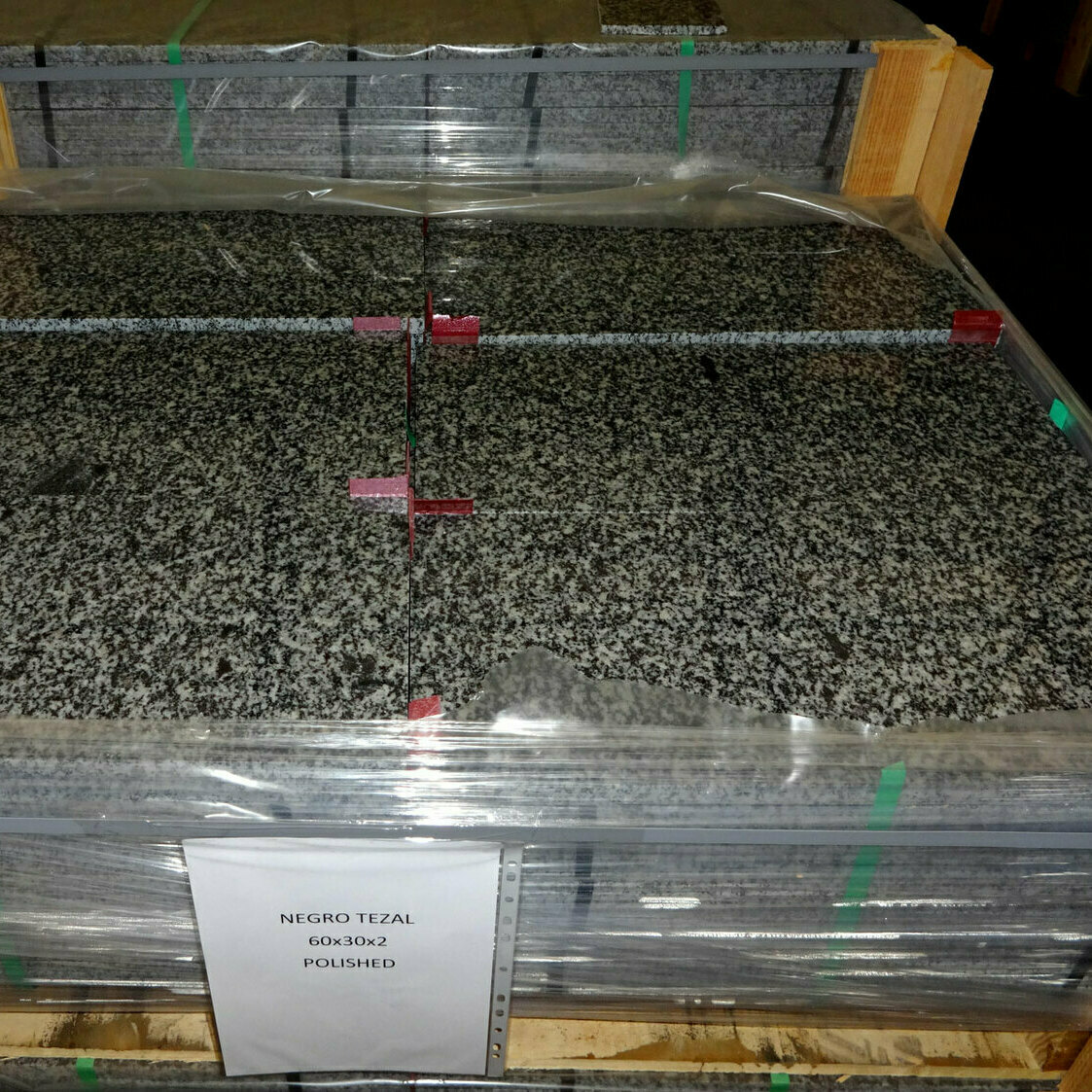 Negro Tezal granite tiles