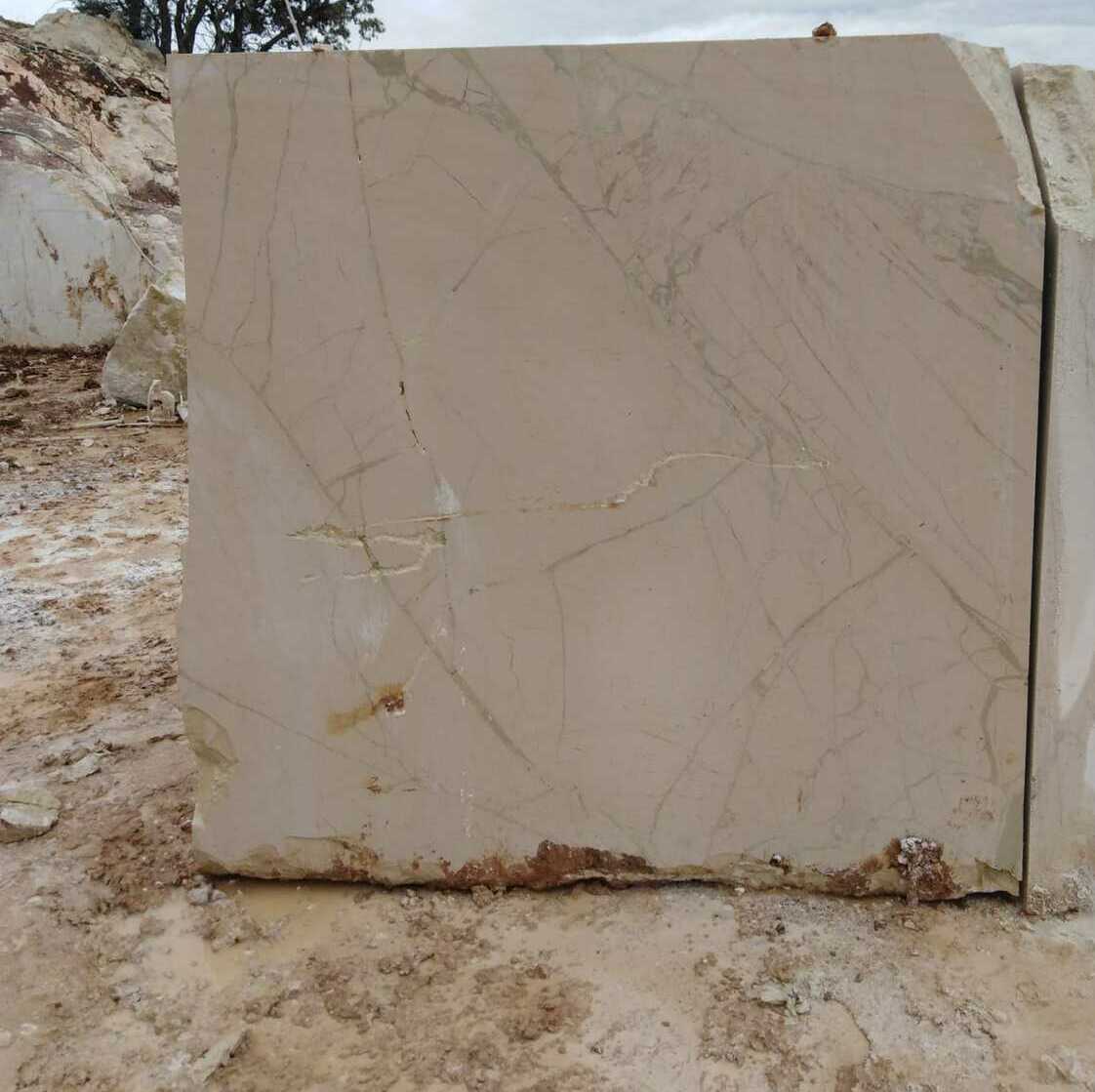 Renaissance marble ( Renacimiento marmo) blocks