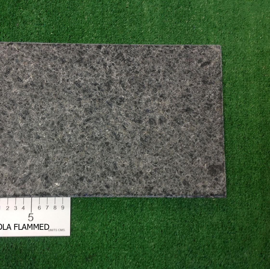 Nero Angola granite flameado