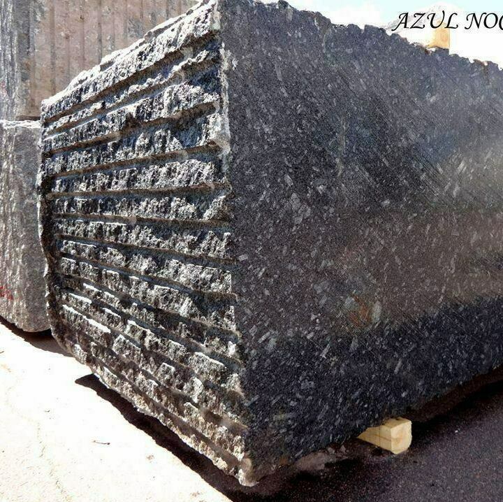 Azul Noche granite blocks