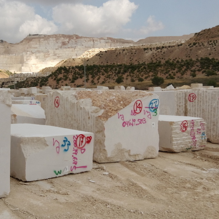 Crema Marfil marble blocks