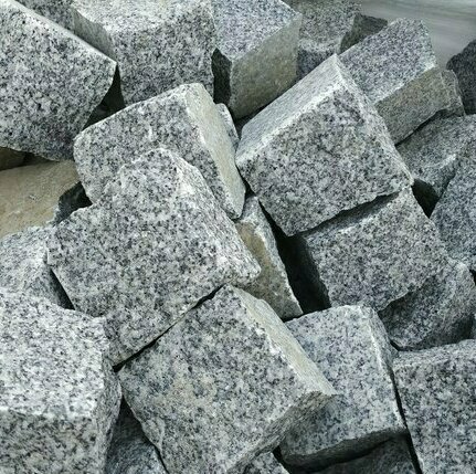 Gris cadalso granite paving stone