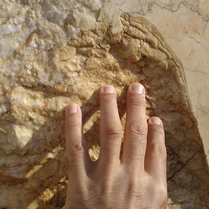 Crema Valencia marble structure