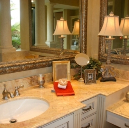 Crema Valencia marble bathroom