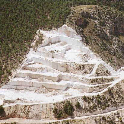Caliza Capri quarry